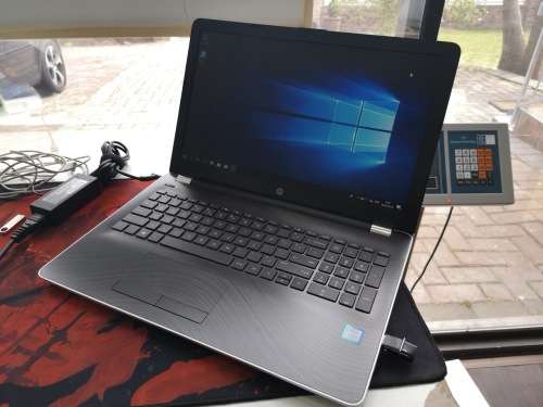 *STUNNING! 7th GEN i5 HP DESIGN**HP 15*i5-7200U*8GB*1000GB HDD*HD 620*